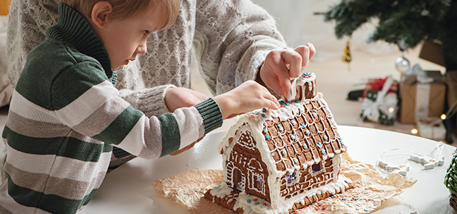 enkelt julpyssel med pepparkakor